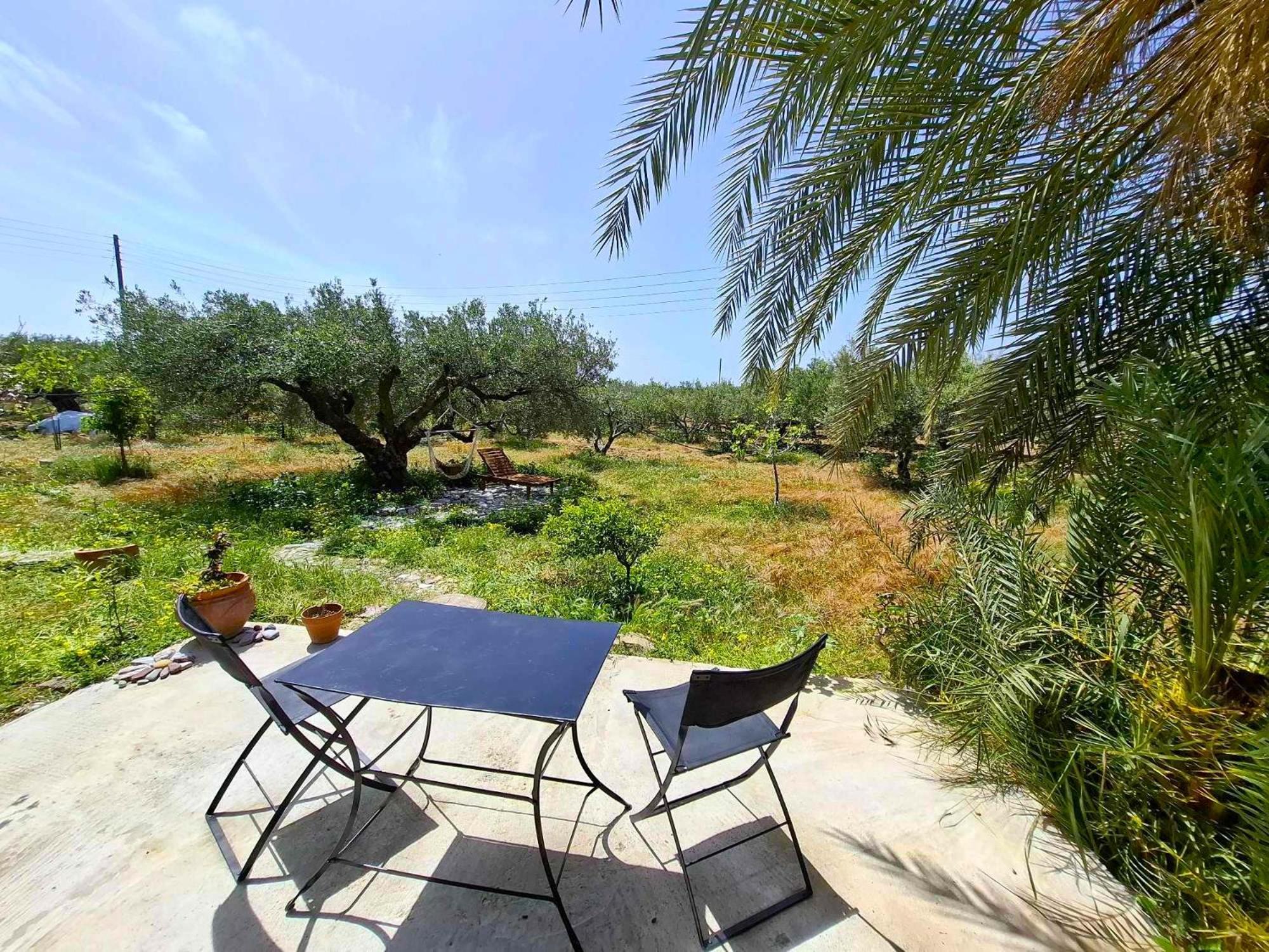 Levantes Garden House - Keratokampos Luaran gambar